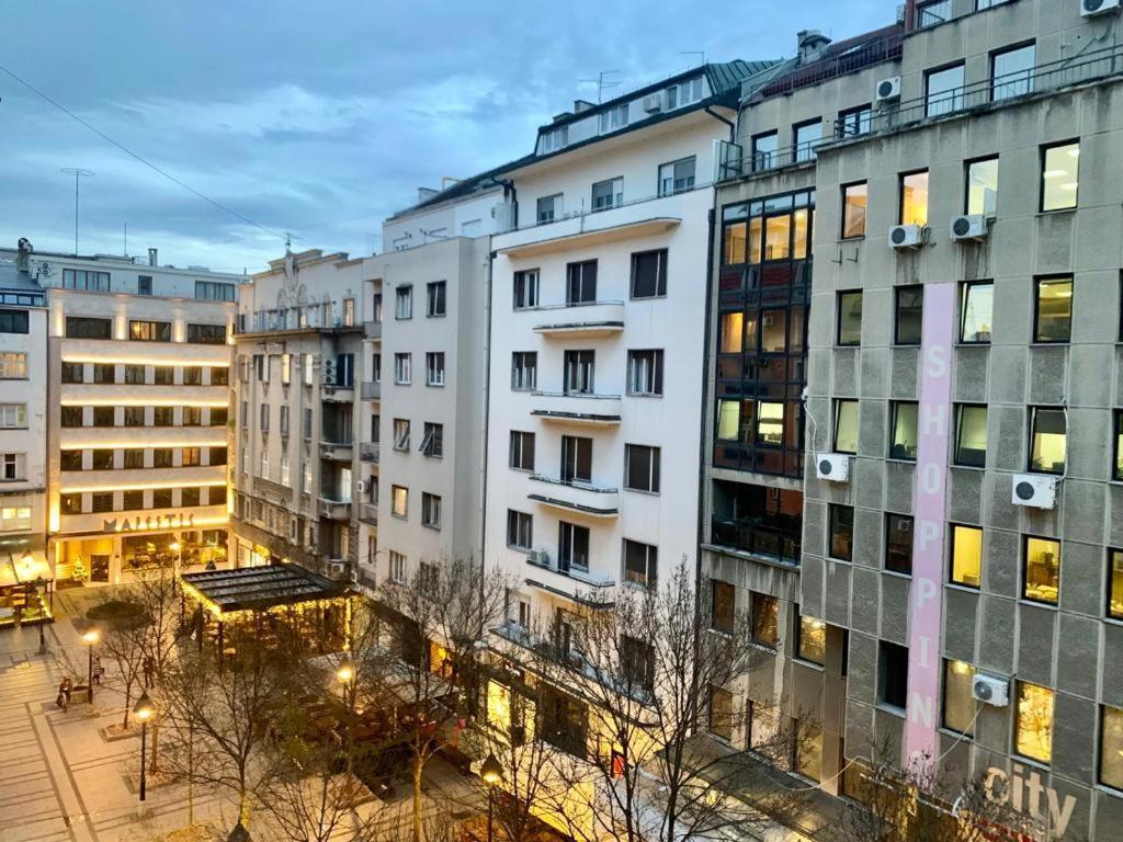 City Center Crown Apartment Beograd Eksteriør billede