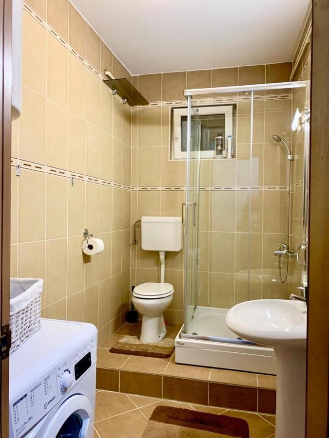 City Center Crown Apartment Beograd Eksteriør billede