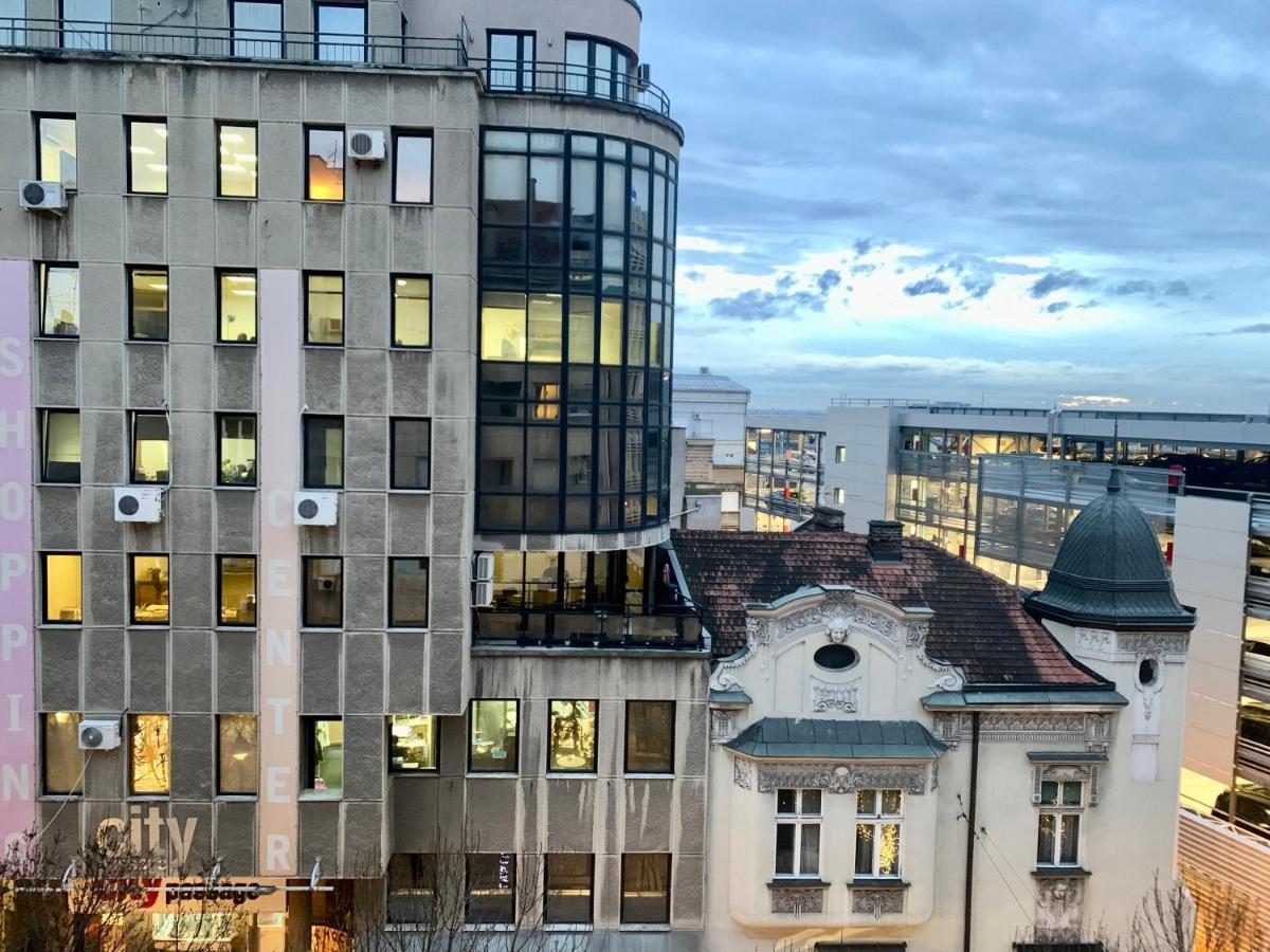 City Center Crown Apartment Beograd Eksteriør billede