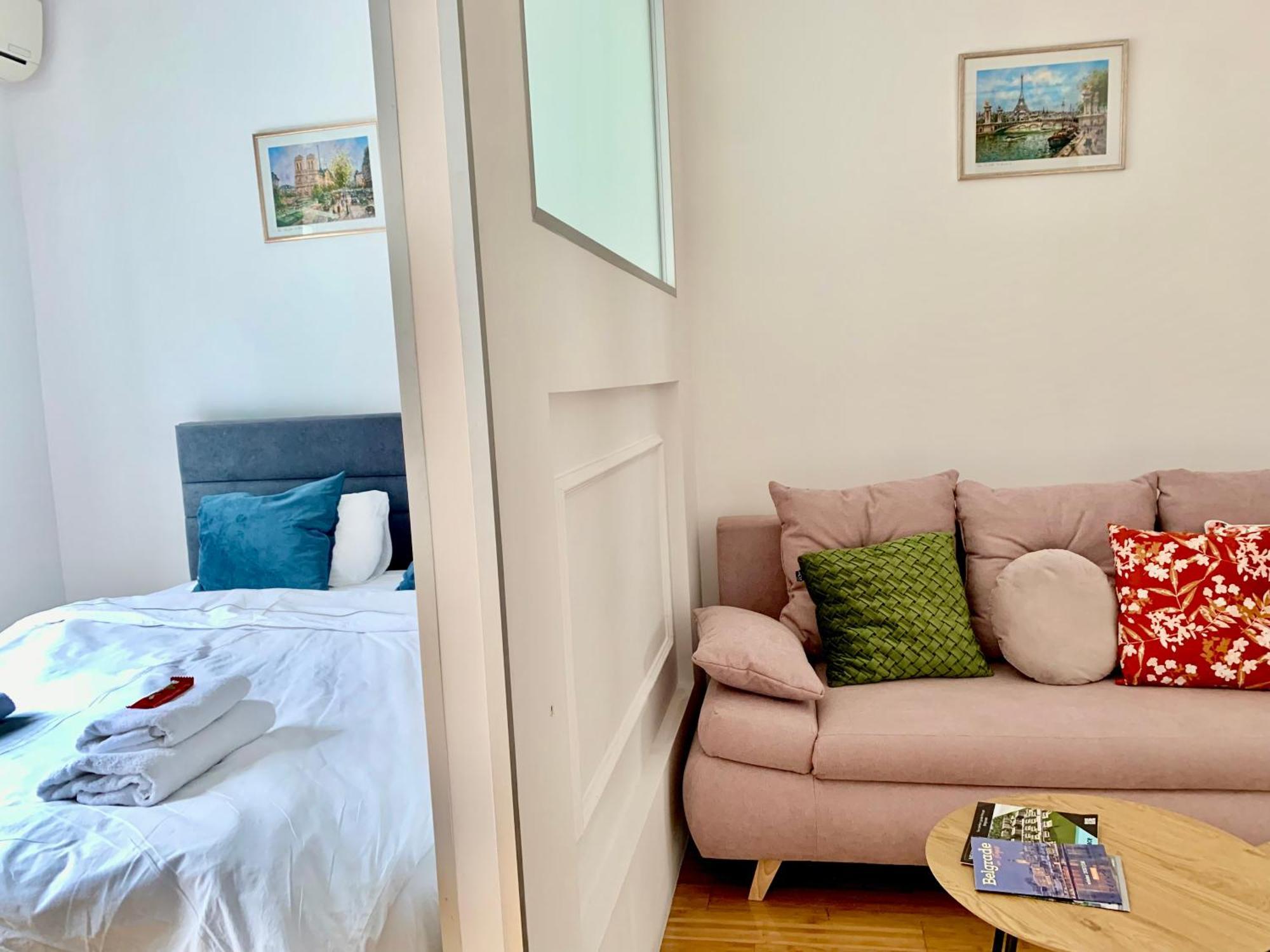 City Center Crown Apartment Beograd Eksteriør billede