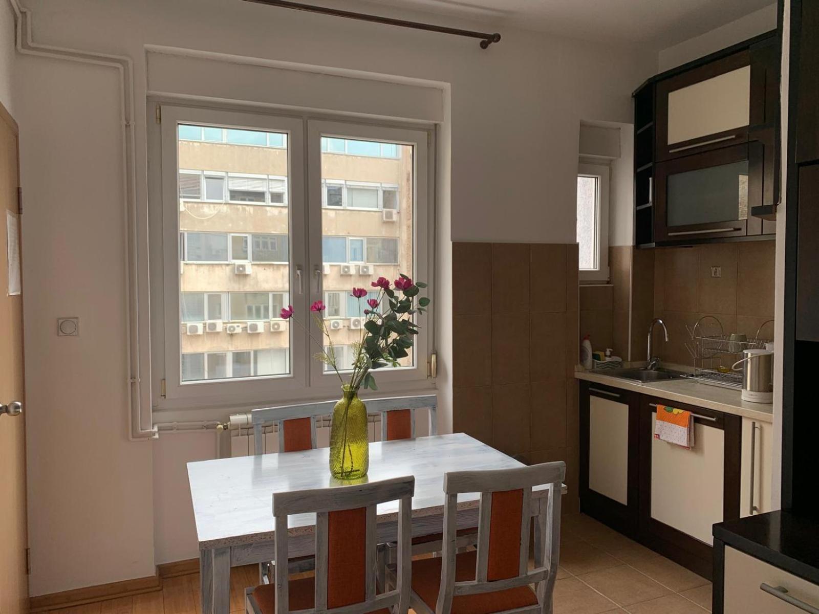 City Center Crown Apartment Beograd Eksteriør billede